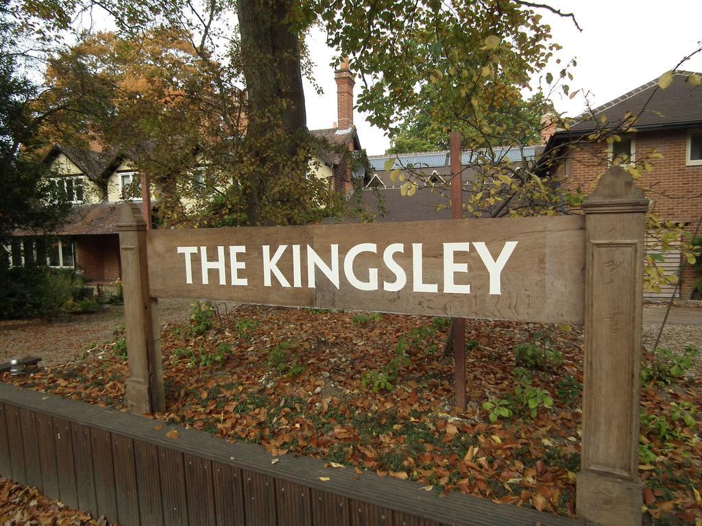 The Kingsley At Eversley Экстерьер фото