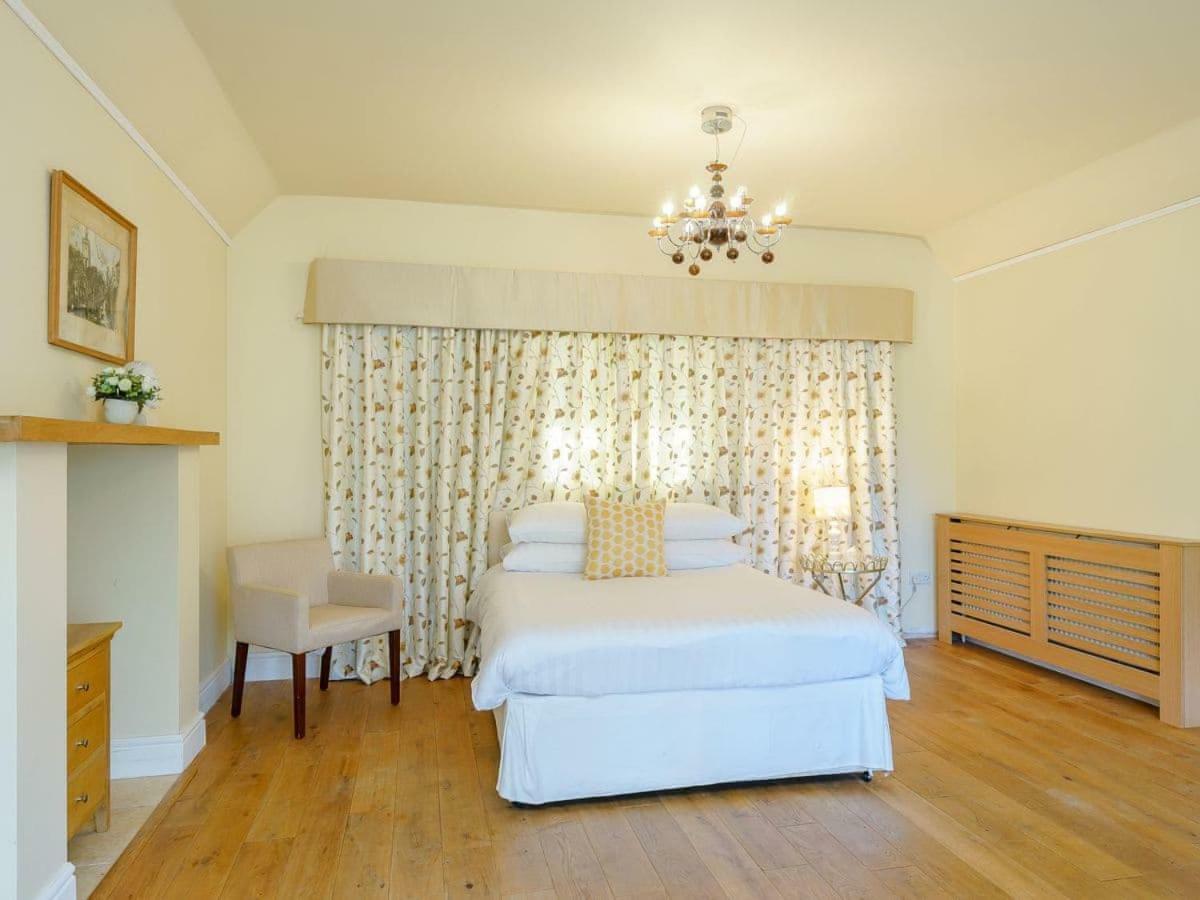The Kingsley At Eversley Экстерьер фото